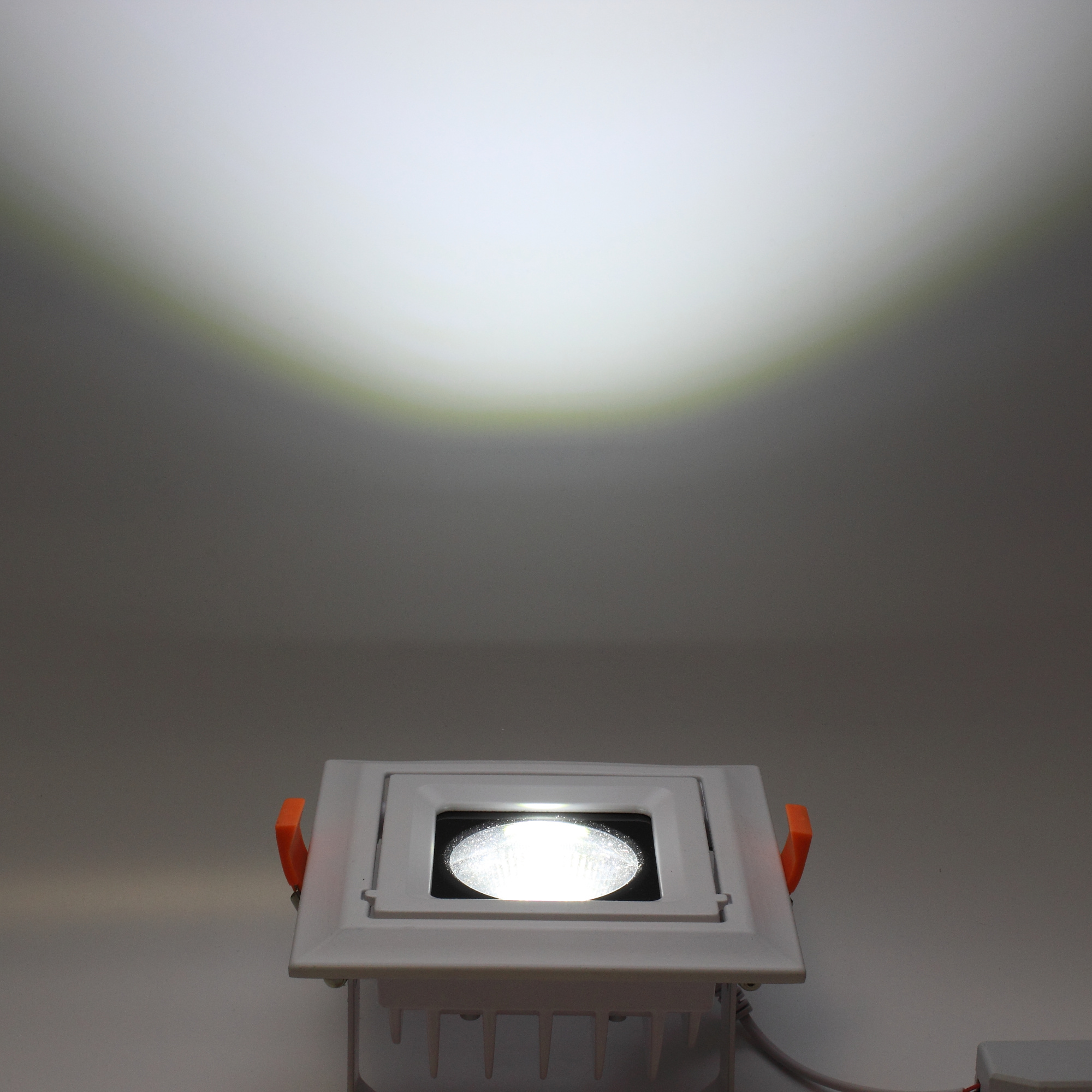 Светодиодный светильник встраиваемый JH-DDD-20W VG3 (20W, 220V, white)