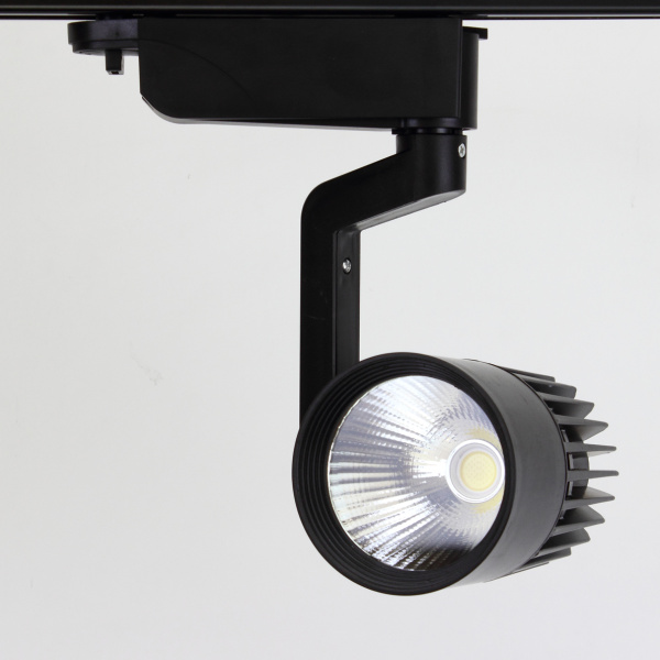 Светодиодный светильник трековый GDD-147 3L 3X23 (20W, white)