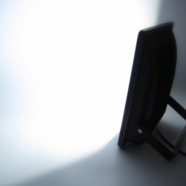 Светодиодный прожектор V47 (50W, 220V, white)