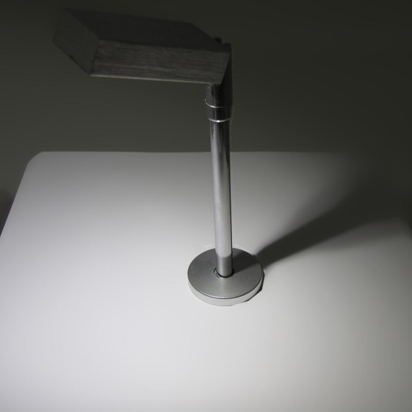 Светильник для подсветки витрин 2W 220V 5000K,