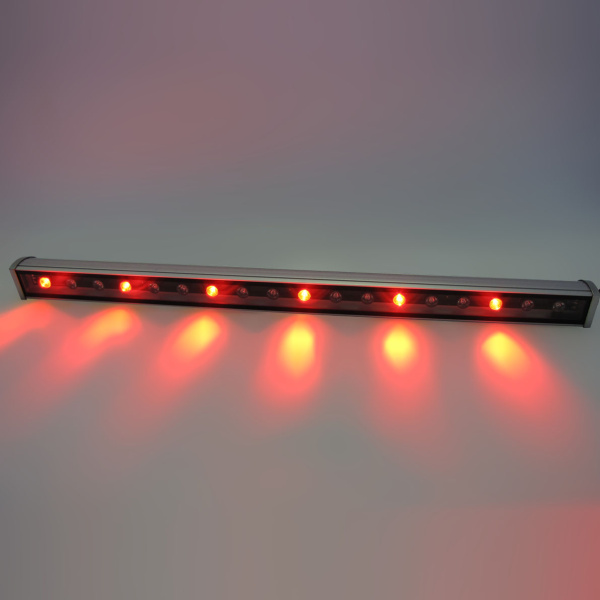 Линейный светодиодный прожектор Wallwasher (18W, 220V, RGB)