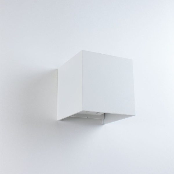 Светильник настенный светодиодный JH-BD-B08 DHL29 (220V, 2х3W, белый корпус, IP65, warm white)