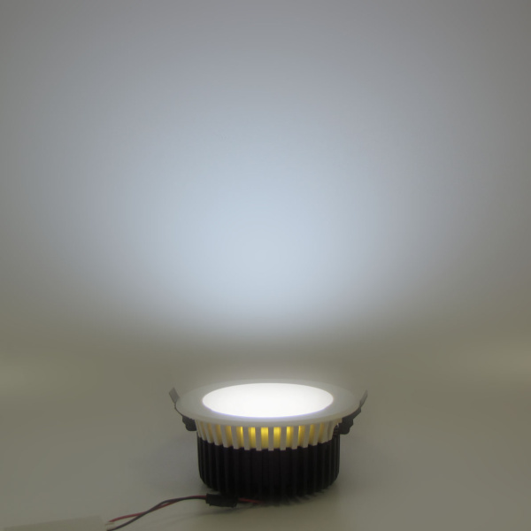 Светодиодный светильник встраиваемый IC-R  (9W, White)