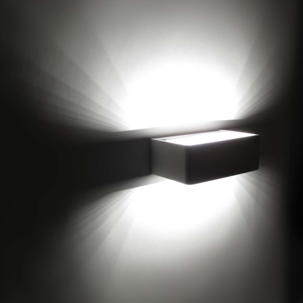 Настенный светодиодный светильник S GB14 (220V, 11W, day white)