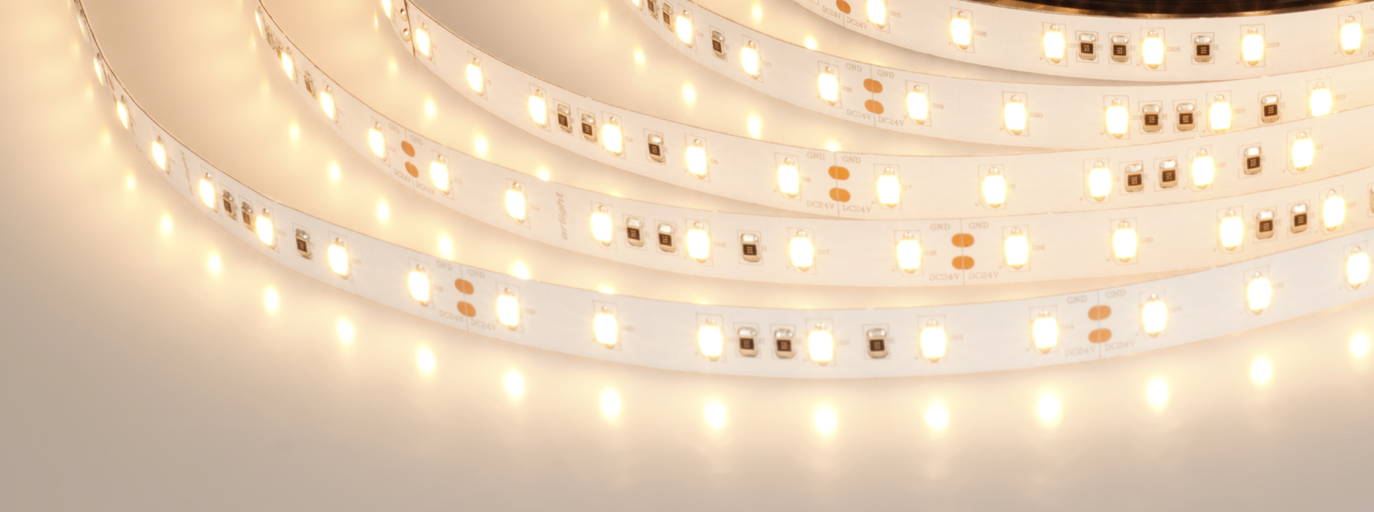 Лента ULTRA-5000 24V Warm2700 2x (5630, 300 LED, LUX) (Arlight, 30 Вт/м, IP20)