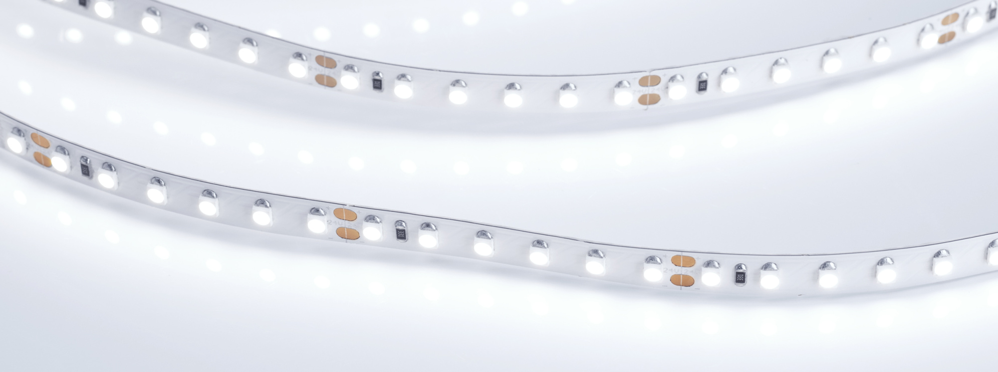 Лента RT 2-5000 24V Cool 8K 2x (3528, 600 LED, LUX) (Arlight, 9.6 Вт/м, IP20)